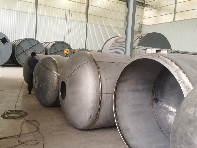 鈦鋼復(fù)合反應(yīng)釜